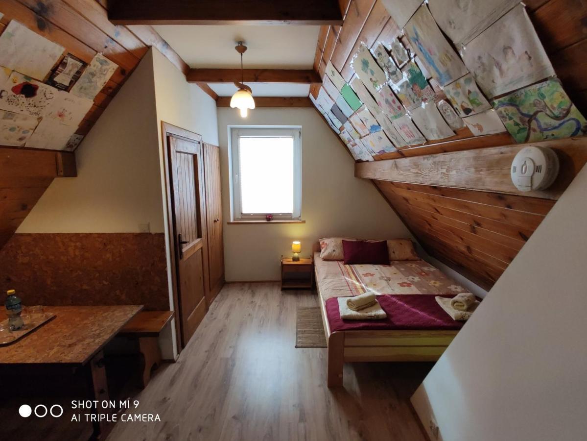 Apartament-Studio, Pokoje U Lucy รับกา ภายนอก รูปภาพ